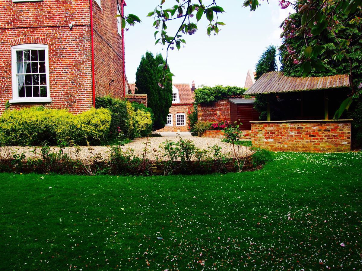 Wrangham House Hotel Hunmanby Exterior photo